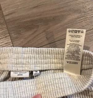 Aritzia Sweatpants thumbnail 3