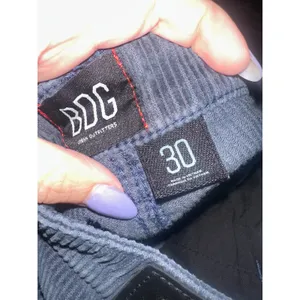 BDG | Urban Outfitters | Navy Blue Corduroy High Waisted Mom‎ Jeans, Size 30 thumbnail 6