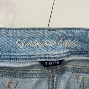 EUC American Eagle women’s light wash blue denim stretch skinny crop‎ jeans 6 thumbnail 5