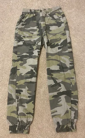 PacSun camo pants thumbnail 1