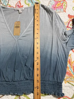 American Eagle Outfitters size xxl v-neck pullover wide sleeve dip dyed top new thumbnail 6