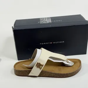 Tommy Hilfiger Size-7.5M Womens White Tobeach Thong Sandals thumbnail 2