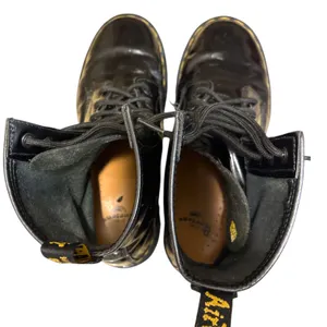 Dr. Marten’s Air Walk 1460 Eye Boot US Men's 7/ US Women's 8 (UK 6 / EU 39) thumbnail 6