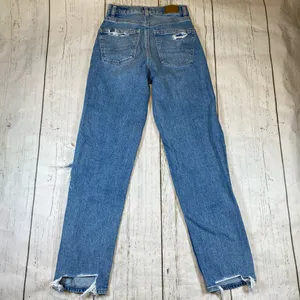American Eagle Strigid Highest Rise Baggy Straight Ripped Distressed Jean thumbnail 5