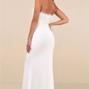 Lulu's White Plunge Neck Sleeveless Wedding Gown thumbnail 2
