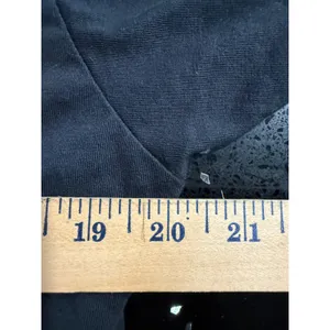 Levis Womens Black Cropped Logo Hem T-Shirt Short Sleeve Crew Neck 393890027 XS thumbnail 6