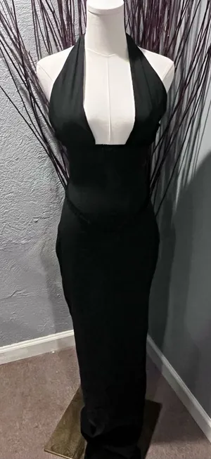 🌺Nwt Oh Polly Black Halter Corset Maxi Dress Size 2🌺 thumbnail 1