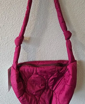Zella Quilted Shoulder Bag in Fuchsia thumbnail 1