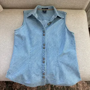 90s Vintage Bill Blass Denim Top M Button Front Western Cottage Coastal Grandma thumbnail 1