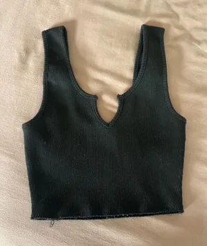 Pants Store Crop Top  thumbnail 1