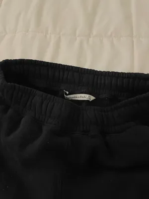 Abercrombie Sweatpants thumbnail 2