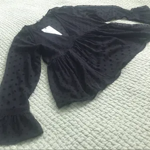 ZARA Blouse Sheer Black,black dots,long bell sleeves w/lace trim, v neck,empire waist thumbnail 2