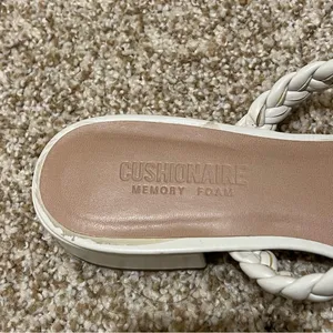 Cushionaire Neptune Off-White Braided Sandals Size 9 thumbnail 8