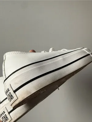 Converse Chuck Taylor All Star Lift Platform Leather Women Low Top Shoe White 6 thumbnail 9