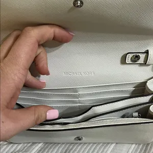 MICHAEL Michael Kors White Clutch with Chain Strap thumbnail 3