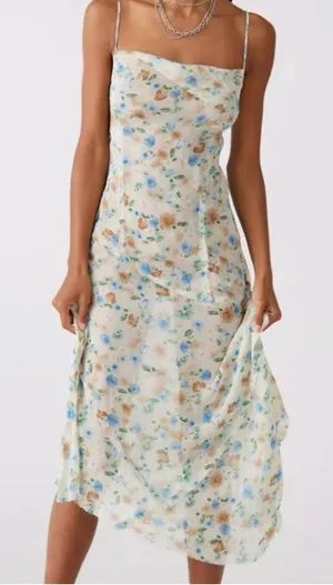Urban Outfitters Priscilla Seamed Floral Midi Dress‎ Medium Shear Coquette thumbnail 1
