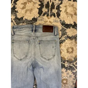 Hidden Happi High Rise Flare Jeans Size 24 Blue Light Wash Denim Stretch Raw Hem thumbnail 4