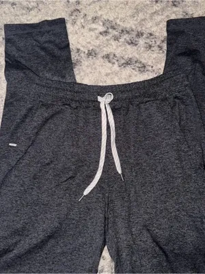 Vuori Heather Gray Knit Pullover thumbnail 2