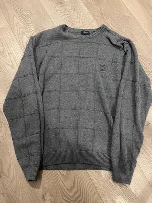IZOD Sweater thumbnail 1