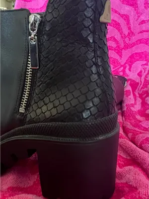 Gianni Bini Black Leather Lug Heel Ankle Boots thumbnail 3