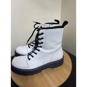 Sincerely Jules Combat Moto Boots 7.5 Harley White Black Lace Up Lug Sole thumbnail 5