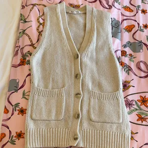 Reformation Emmy Cotton Cashmere Sweater Vest in Beige thumbnail 2