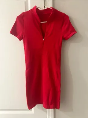 OQQ Red Ribbed Zip-Front Short Sleeve Bodycon Dress thumbnail 2