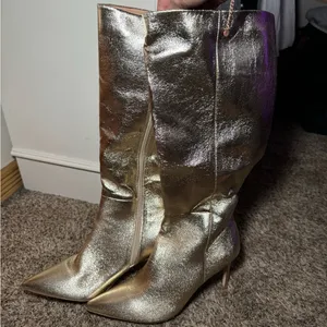 JustFab Metallic Boots thumbnail 4