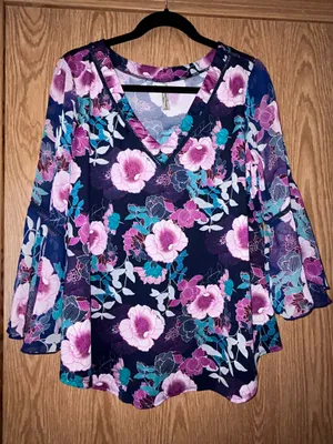 New, PerSeption Concept Floral Print Bell 3/4 Length Sleeves V-Neck Blouse Shirt Top Size XL thumbnail 2
