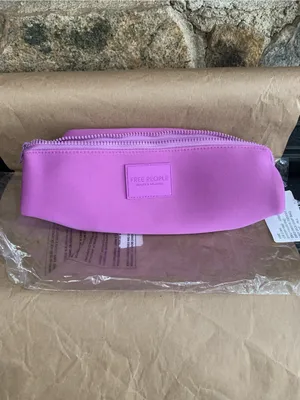 Free People Beauty & Wellness Makeup Bag Purple Zipper Cosmetic Travel Pouch thumbnail 8