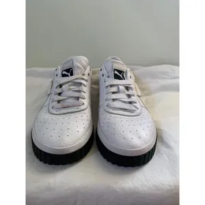Puma Cali Platform Womens Size 9.5 White Sneakers Casual Shoes 369155-04 thumbnail 4