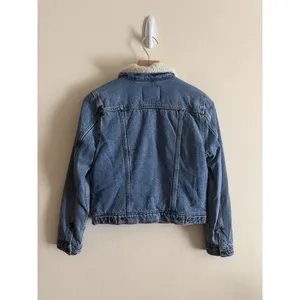 Women's Small Levi’s Premium Trucker Jacket Sherpa Lined Blue‎ Denim Jean thumbnail 3