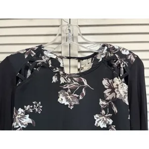 Maurices Floral Chiffon 3/4 Sleeve Blouse Size M Mix Material Keyhole Slits Boho thumbnail 2