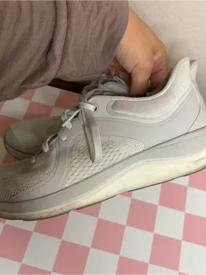 Lululemon gray beige running casual Chargefeel Low Workout preppy luxury shoe 9 thumbnail 4