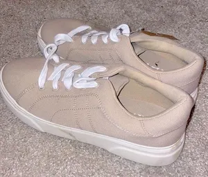 Mad love comfortable walking shoes canvas tan size 9 new thumbnail 1