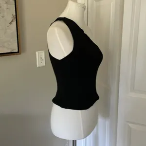 Beautiful Simple Black ASOS One Shoulder Top thumbnail 6