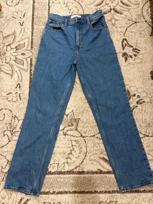 Abercrombie 90s High-Rise Straight Jeans thumbnail 1