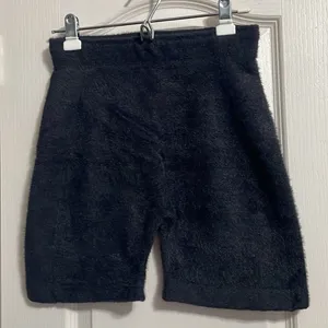 💙 Gymshark x Whitney Simmons Black‎ Eyelash Knit Shorts thumbnail 2