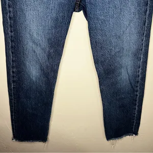 Levi’s Premium Wedgie‎ Straight Button Fly High Rise Raw Hem Crop Denim Jeans thumbnail 5