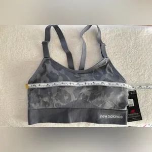 New Balance Medium Impact Sports Bra Color Gunmetal Size XL thumbnail 3
