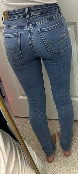 American Eagle Super Hi-Rise Jegging thumbnail 4