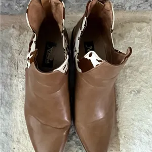 Natural Reflections Ankle Booties Size 10 thumbnail 4