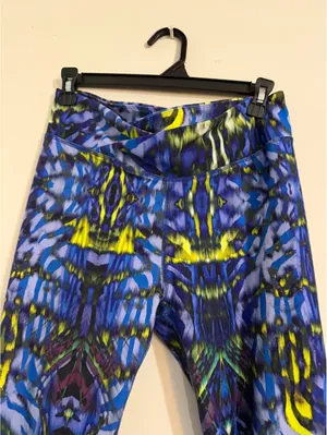 Fabletics Women's Large Blue Abstract Pattern Leggings thumbnail 8