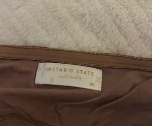 Altar'd State Tank thumbnail 3