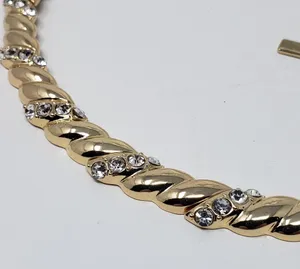 NWT Sugarfix by Baublebar Gold-Tone Hinged Twist Rhinestone Necklace Women's thumbnail 7