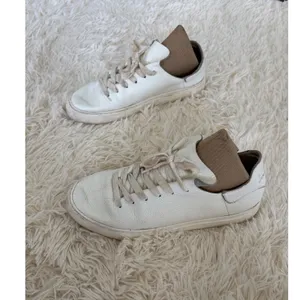 Sam Edelman White Leather Low Top Sneakers‎ Casual Shoes Women's Size 8 thumbnail 2