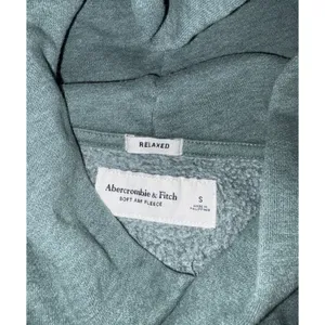 Abercrombie & Fitch Women's Relaxed Fleece Pullover Hoodie Soft Fleece Small thumbnail 2