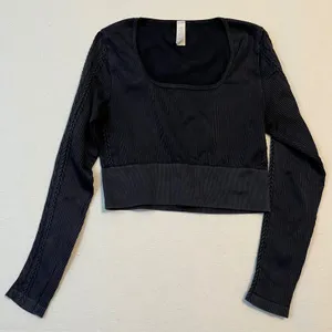 OFFLINE by Aerie Ribbed Yoga Crop Top L Black Square Neck Athletic Workout thumbnail 1