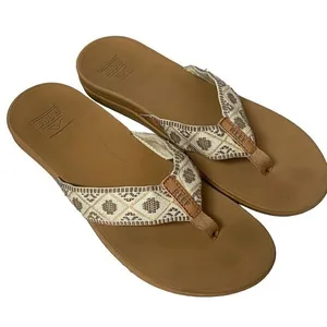 Reef Women's Thong‎ Slip On Flat Sandals Size 10 Beach Tan Beach Vacay Swim thumbnail 2