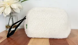 New Kate Spade‎ Sherpa Pouch thumbnail 1